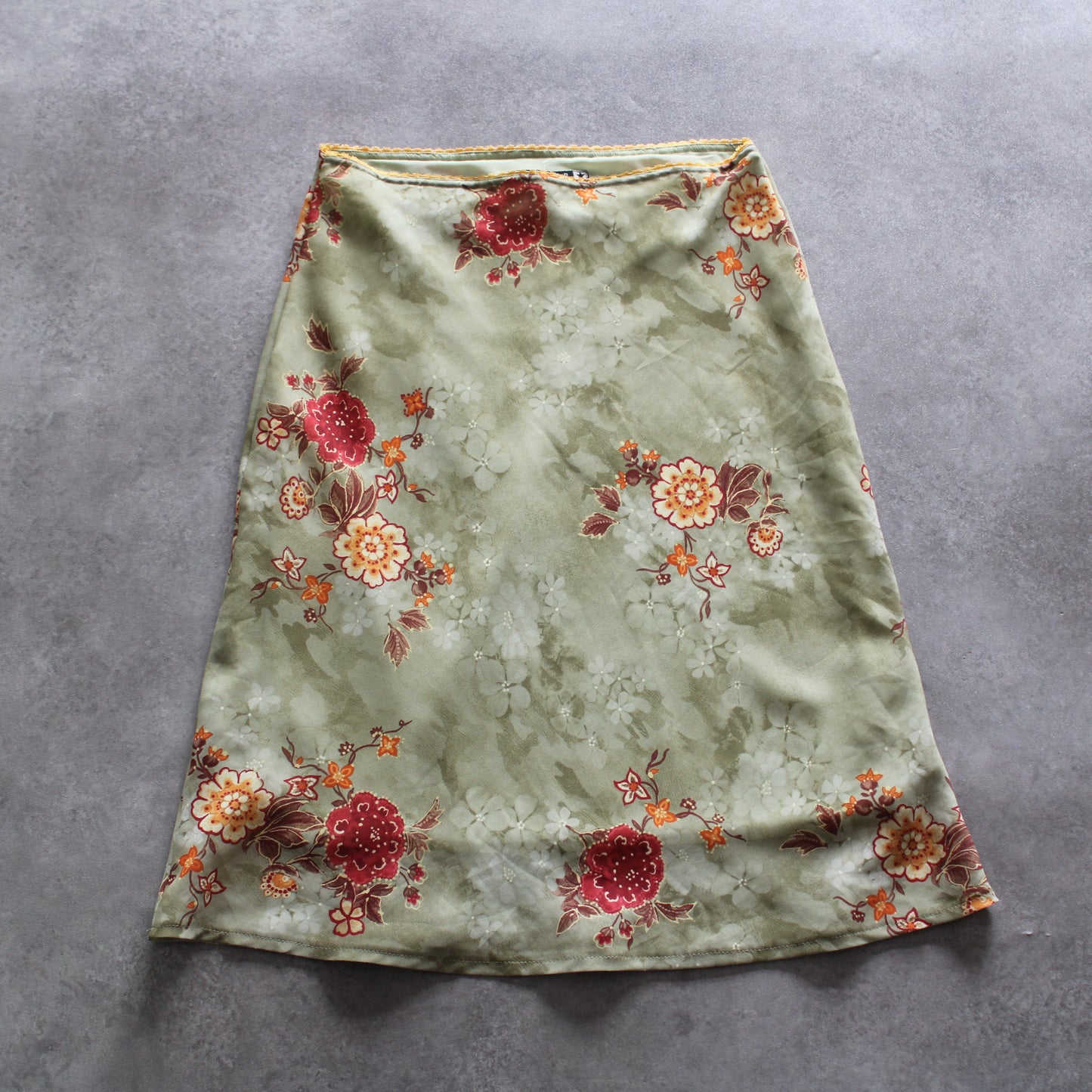 Watcher Flower Patterned Vintage Skirt (Woman-L)