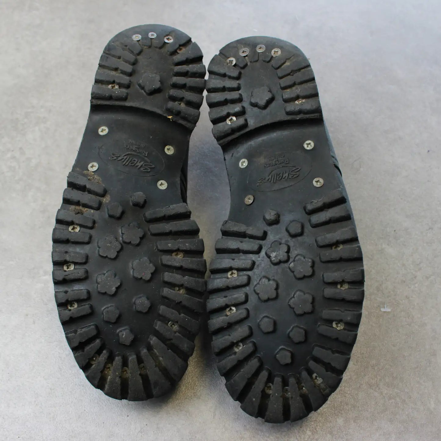 Shellys Steel Toe Leather Boots – Black (Man-42)