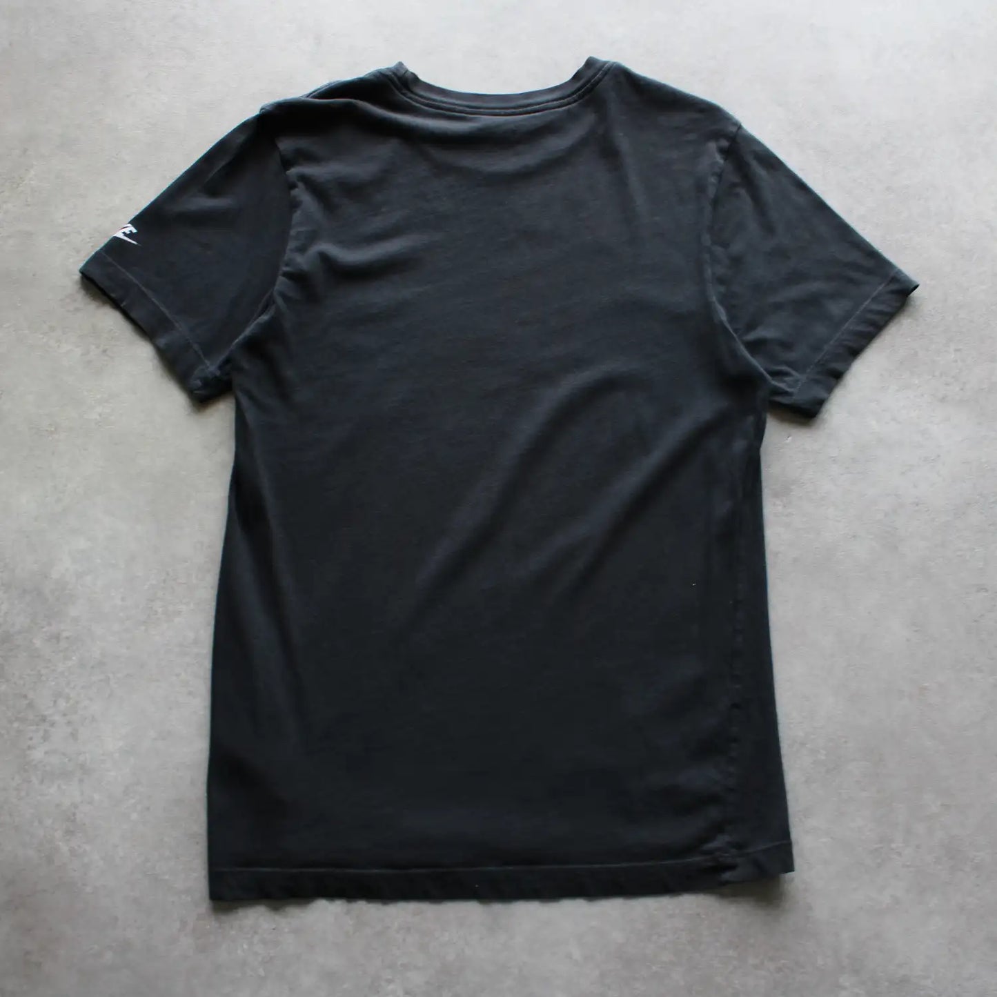 Nike Printed Logo Tee – Black/White (Man-S)