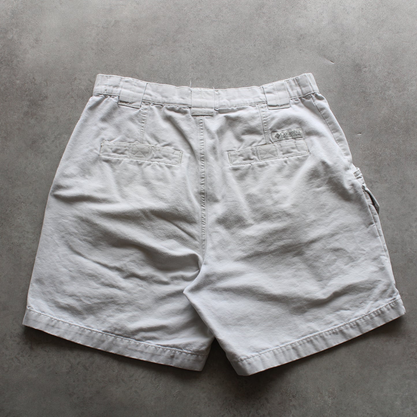 Columbia Cargo Shorts (Man-W30)