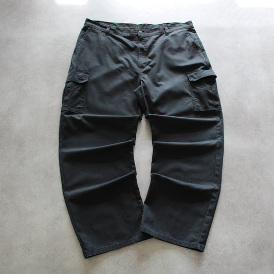 Dickies cargo pants, vintage black cargo trousers, workwear cargo pants, retro streetwear pants, Dickies utility pants, men’s cargo trousers