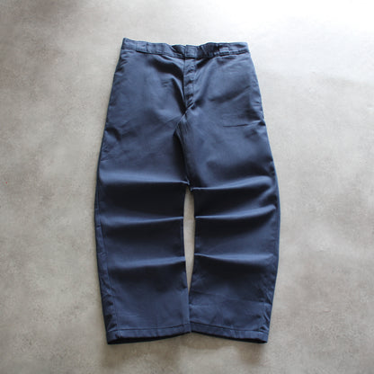 Dickies 874 pants, vintage navy trousers, Dickies work pants, classic streetwear, retro workwear pants, men’s navy blue trousers