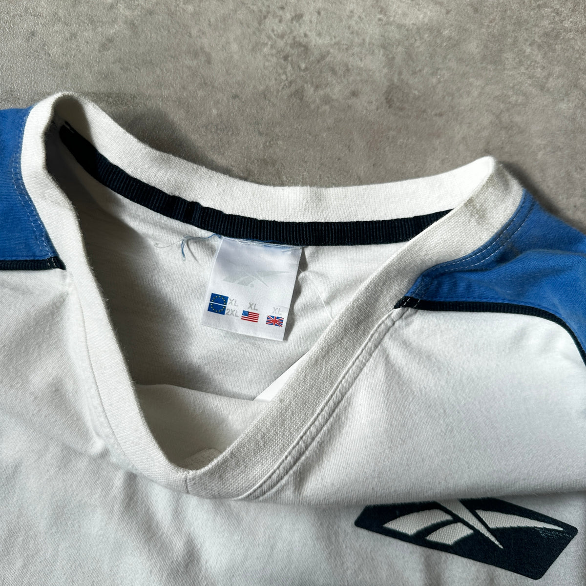 Reebok Shoulder Stripe T-Shirt XL
