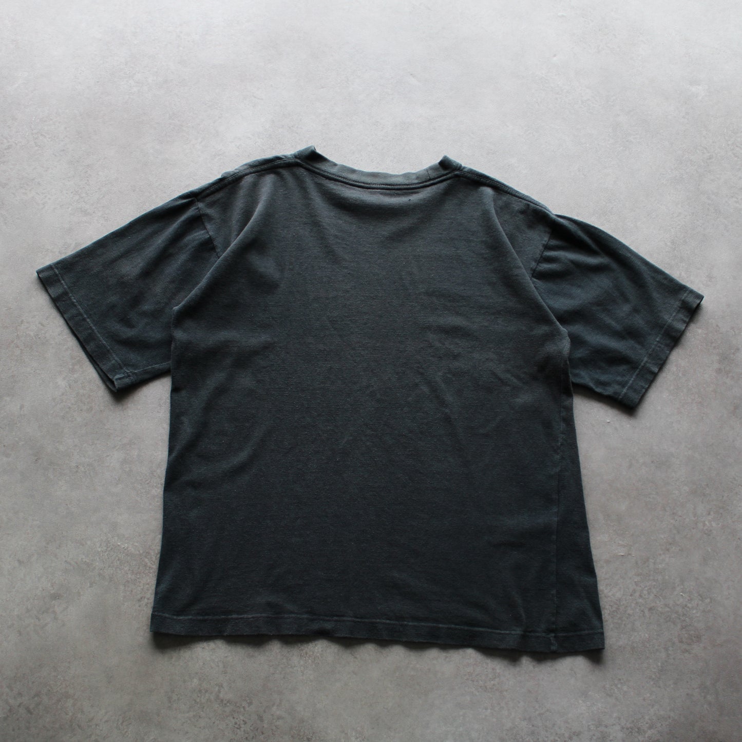 Vintage "Summer Club" Black Graphic T-Shirt (Man-L)