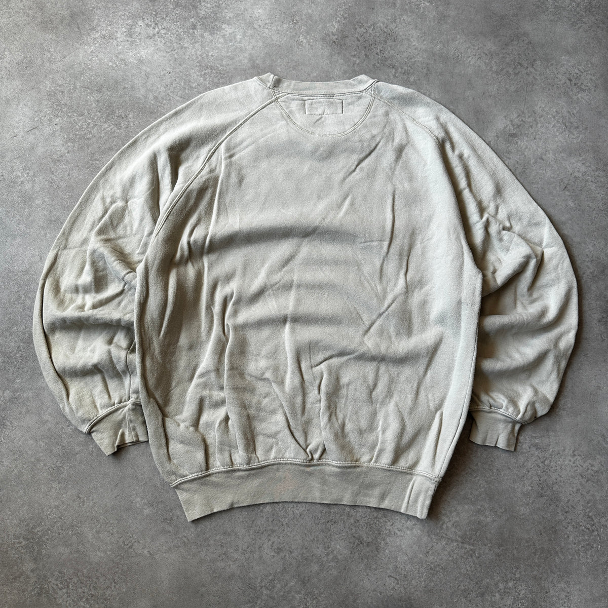 Henry Cotton's Wild India Elephants Graphic Crewneck L