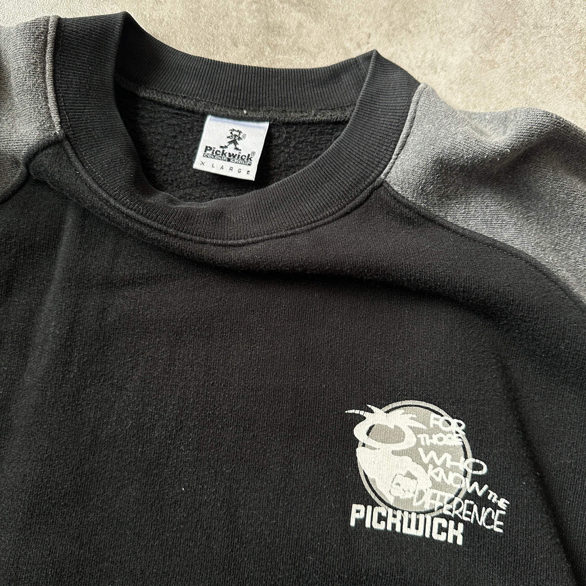 Pickwick Black & Grey Two-Tone Raglan Crewneck XL