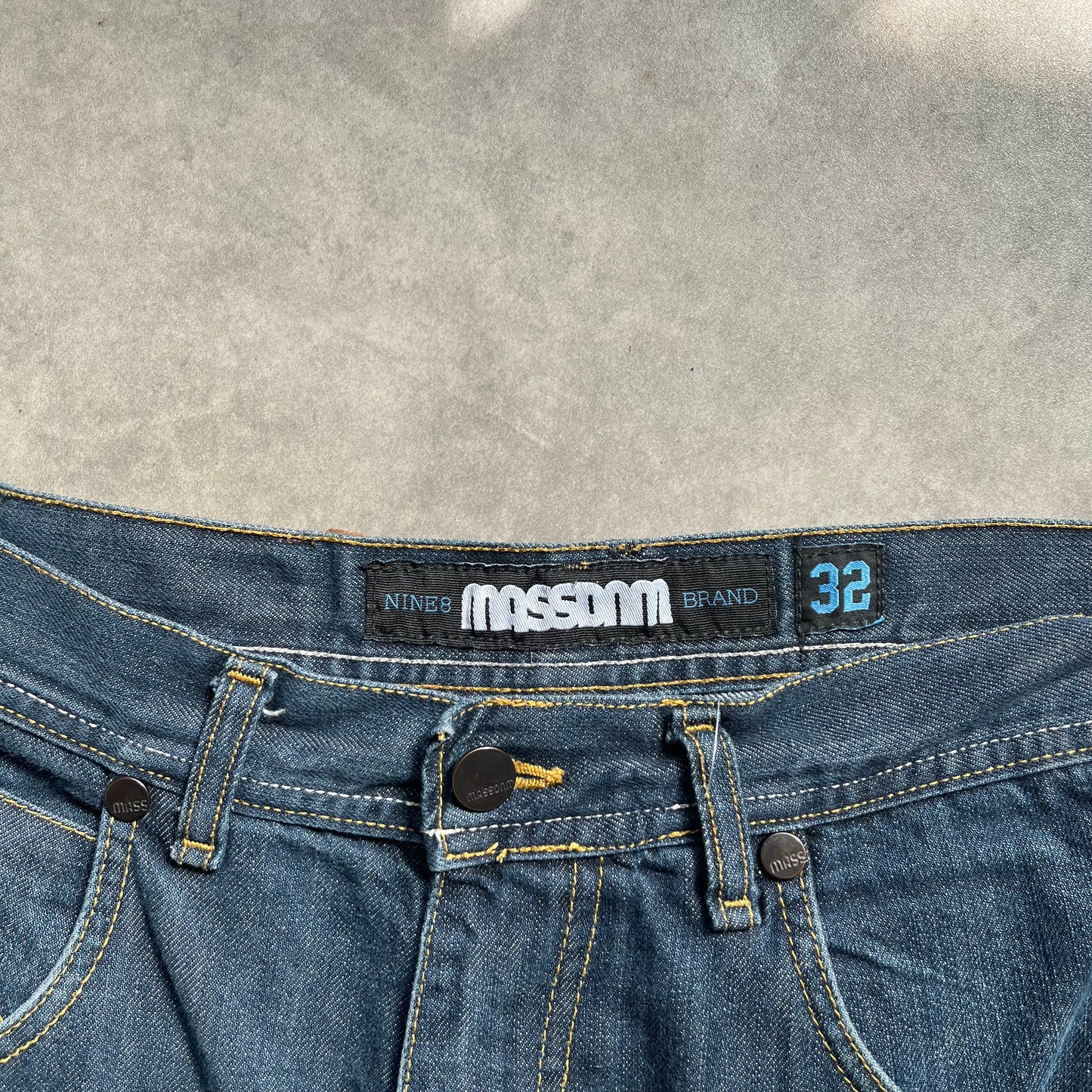 Mass DNM Y2K Jeans W32