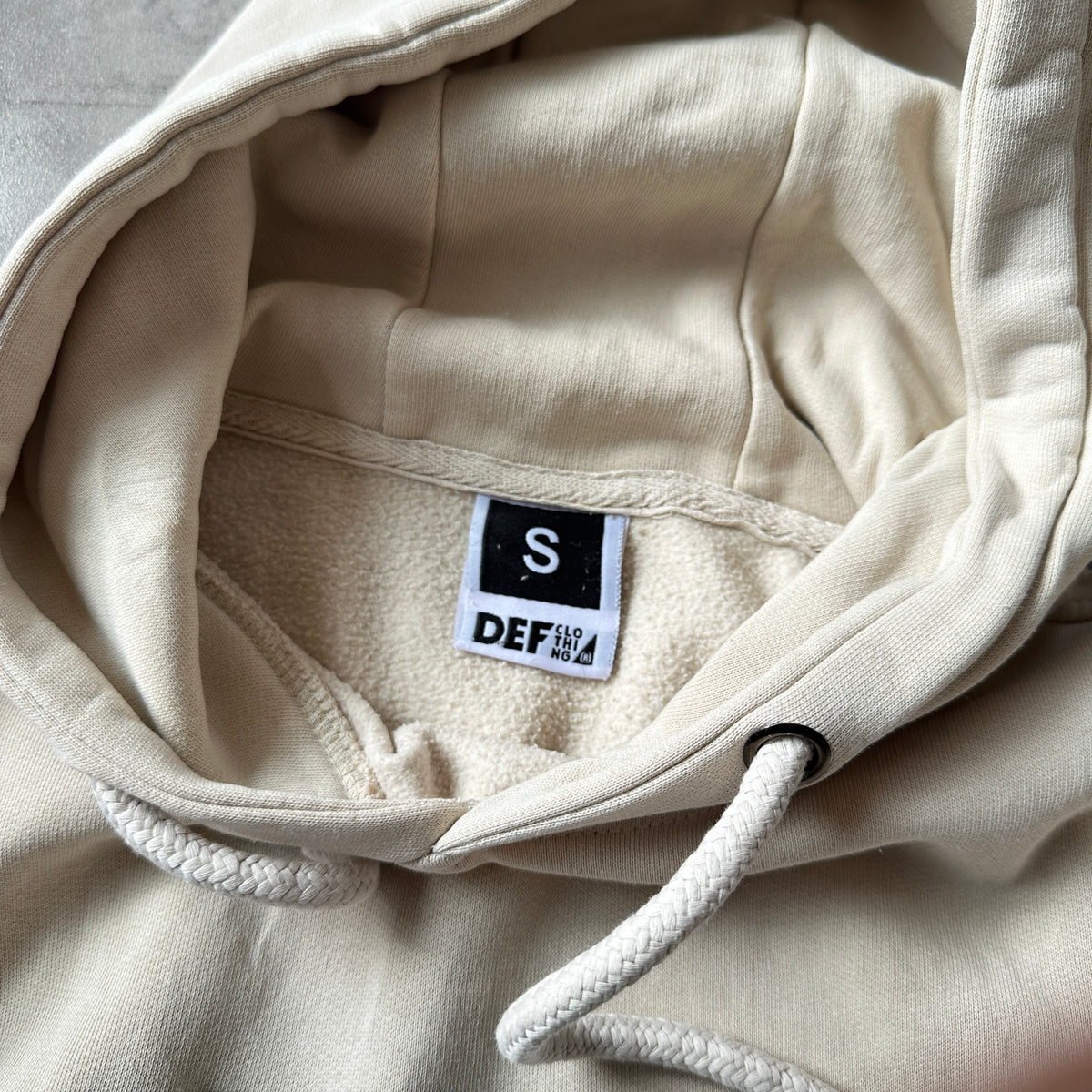 DEF Cream White Chest Logo Hoodie S