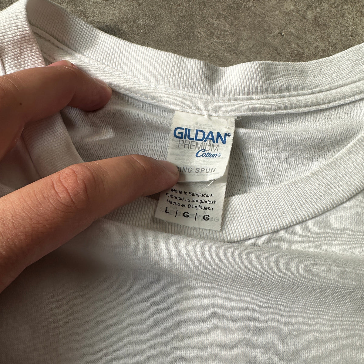 Gildan White "Nobody Puts Baby In A Corner" Graphic T-Shirt L