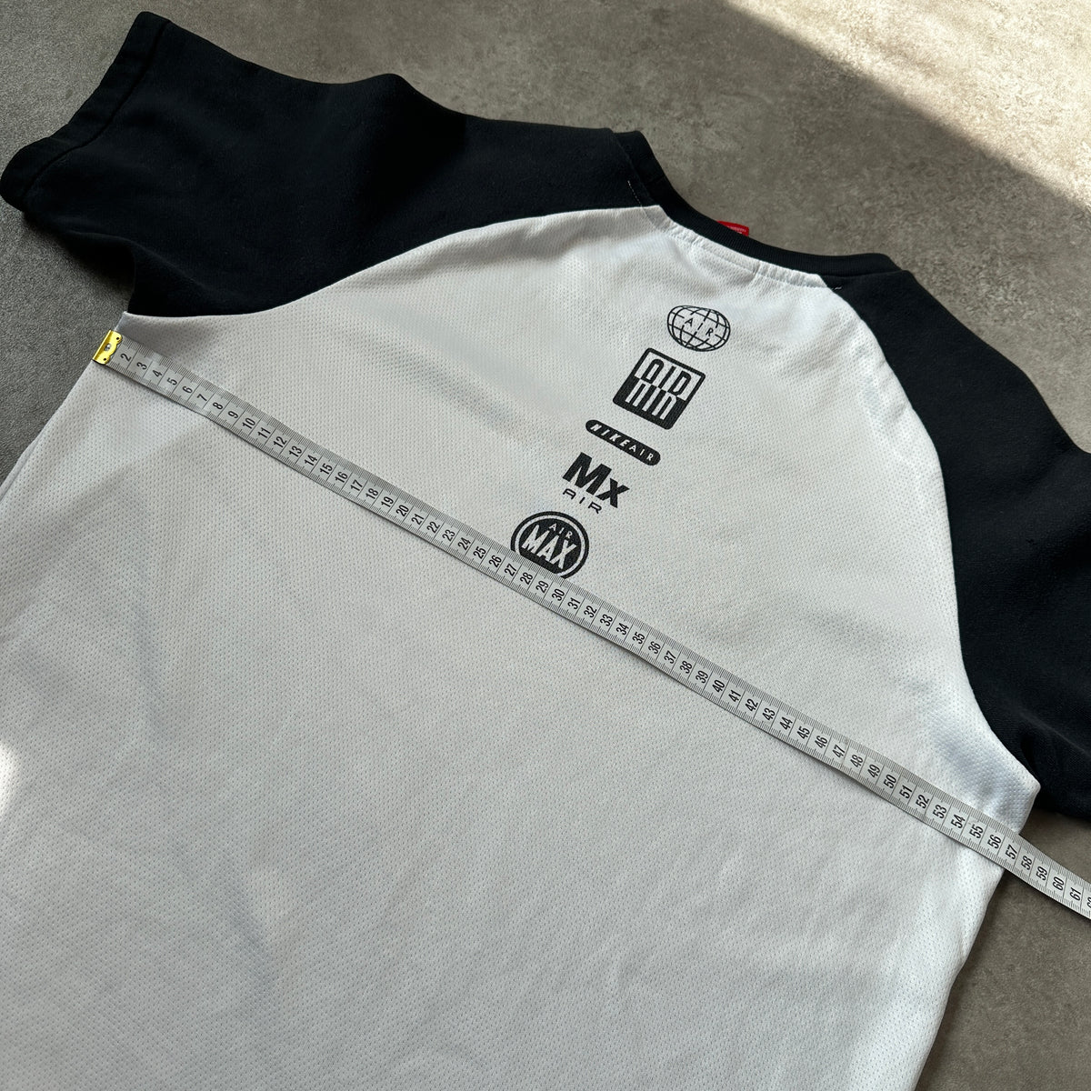 Nike White & Black Air Raglan T-Shirt M