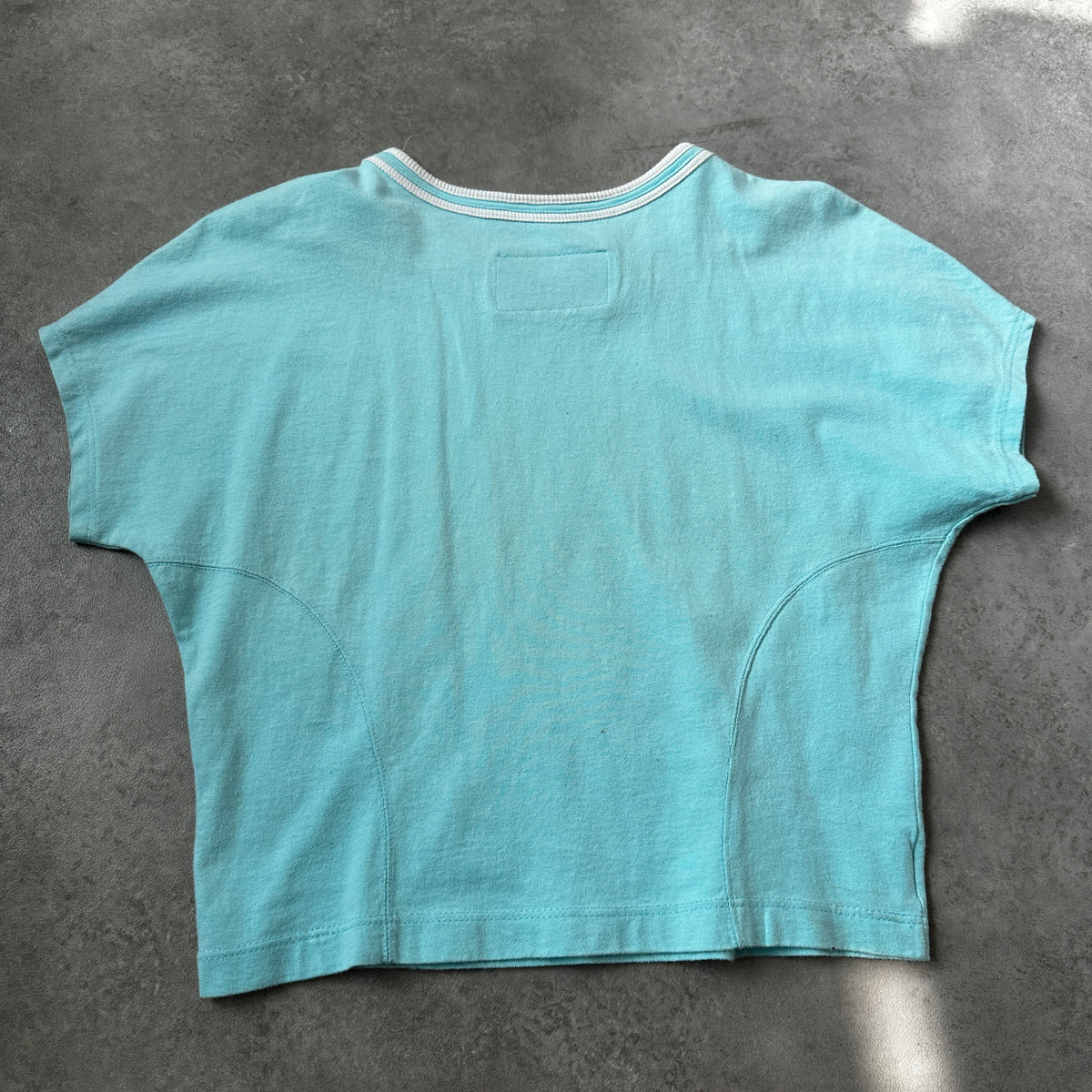 Crazy Puzzle Light Blue Tweety & Toucan Bahia Crop Top M