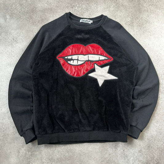 Follow Us Black Lips & Star Patch Fleece Crewneck M