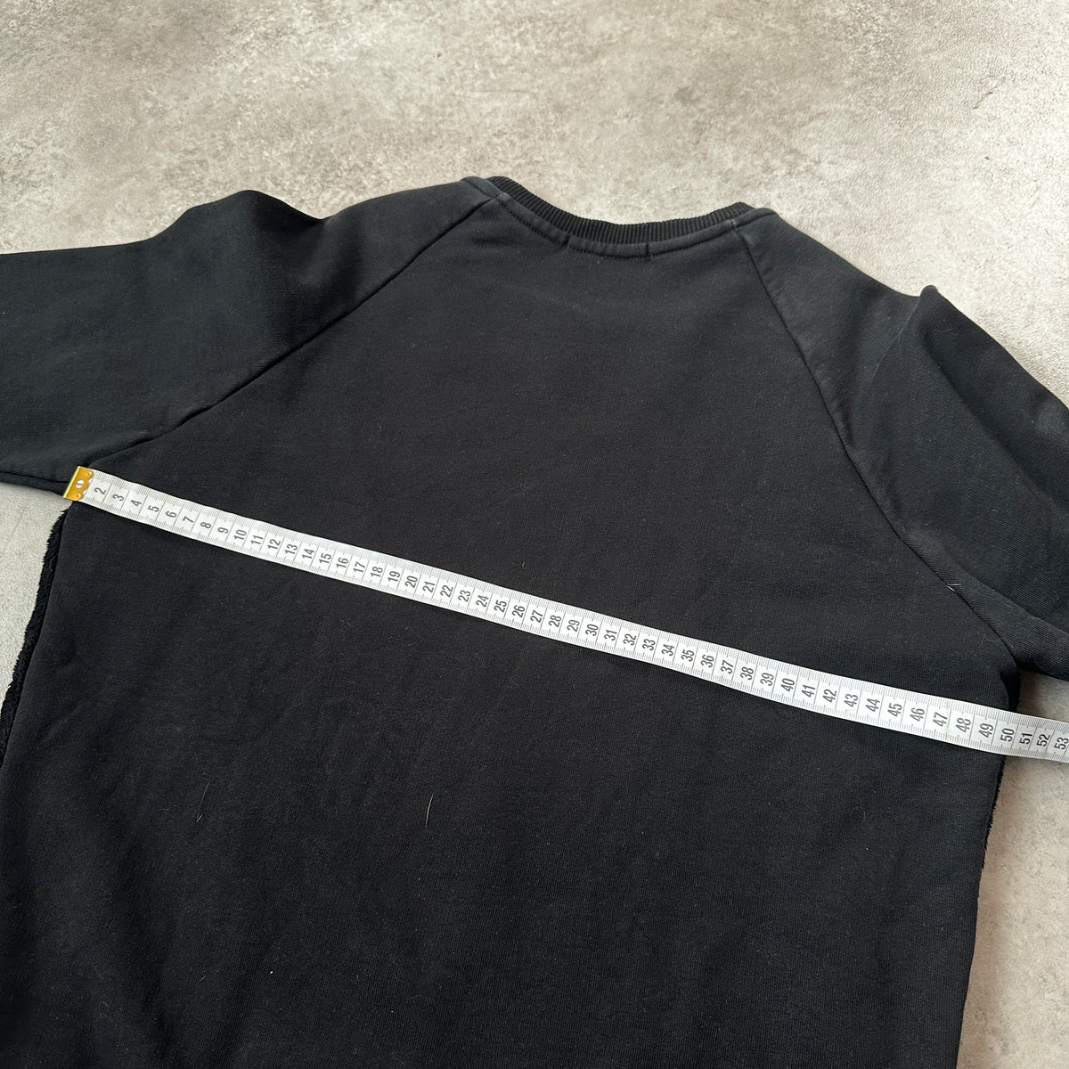 Follow Us Black Lips & Star Patch Fleece Crewneck M