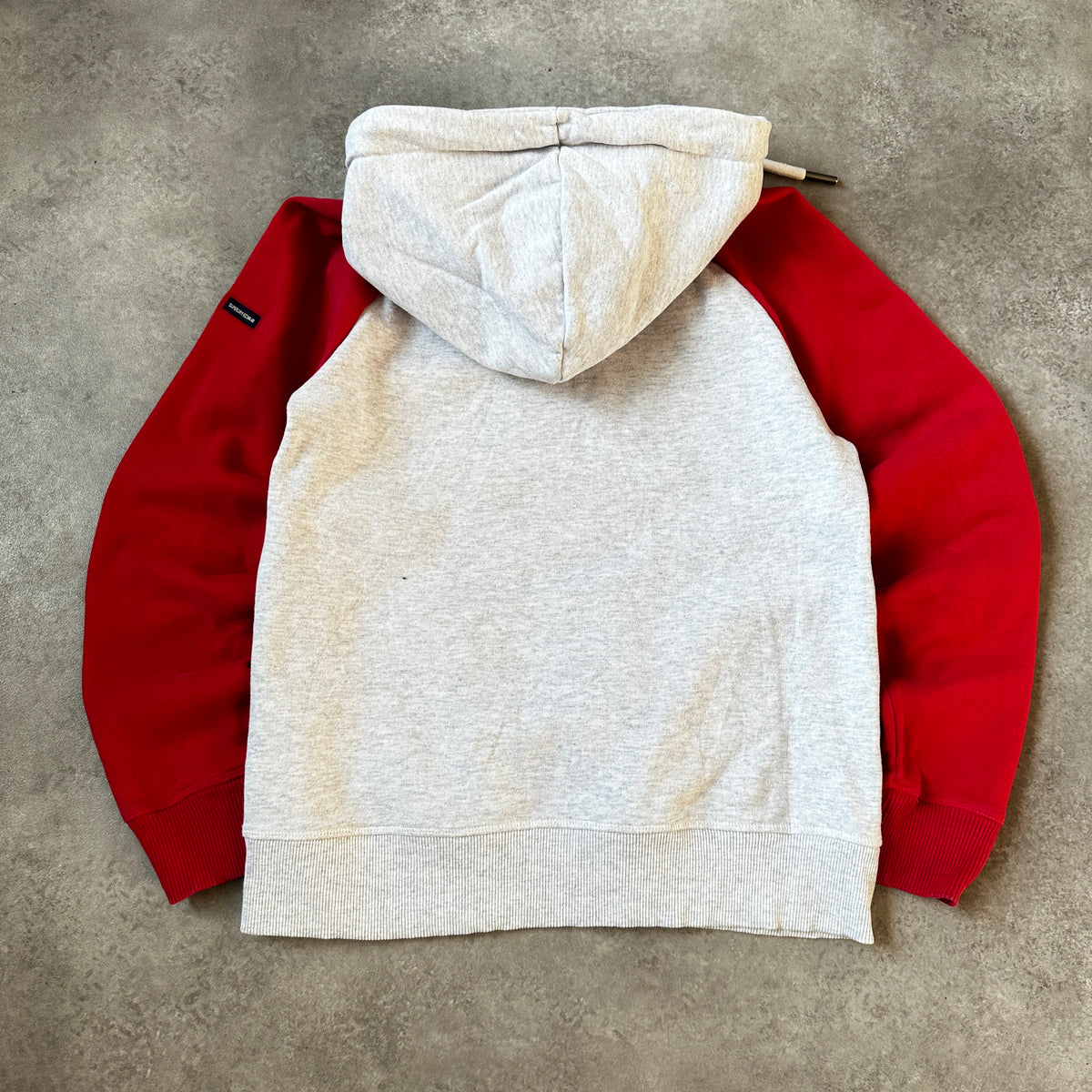 Superdry Light Grey & Red Raglan Sleeve Hoodie M
