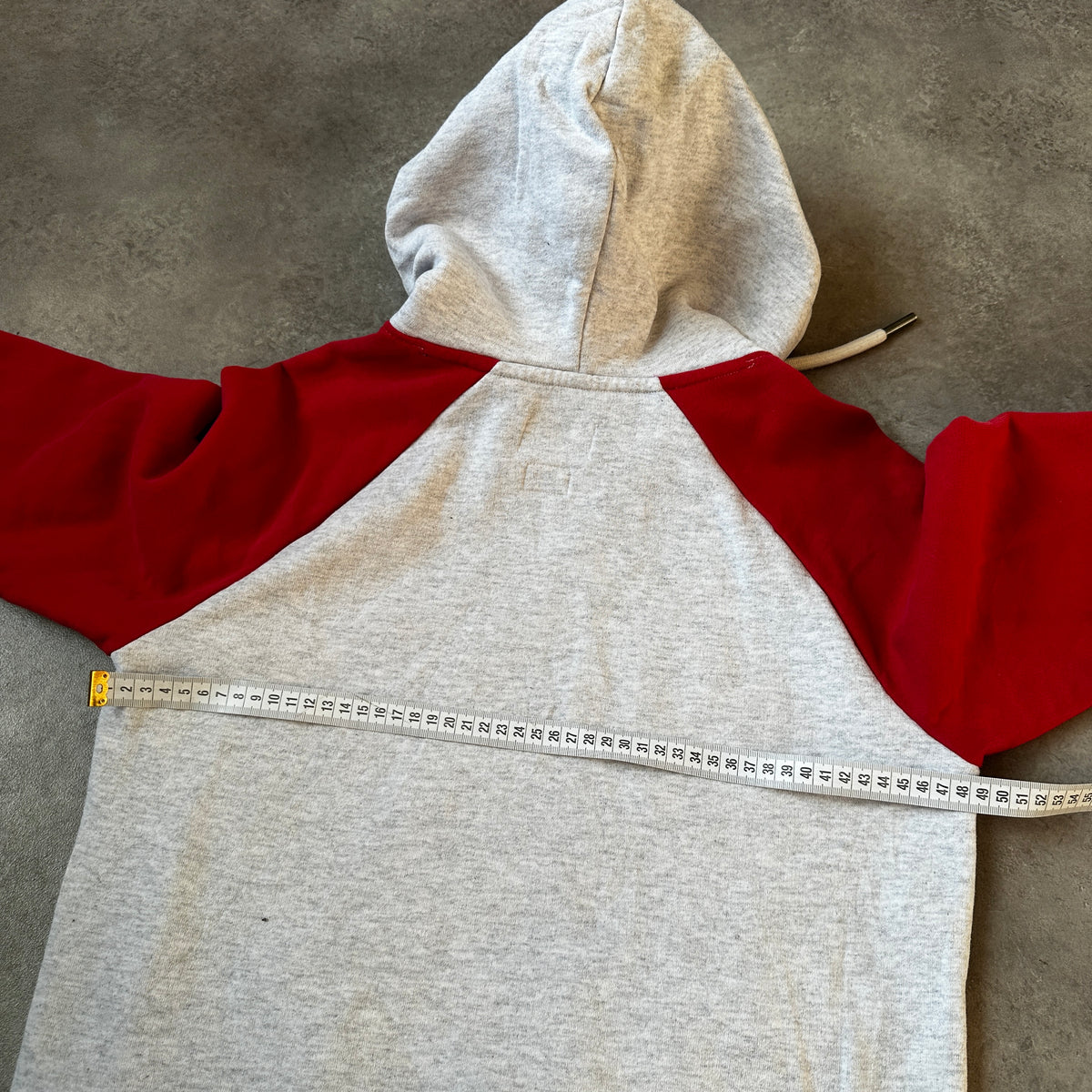 Superdry Light Grey & Red Raglan Sleeve Hoodie M