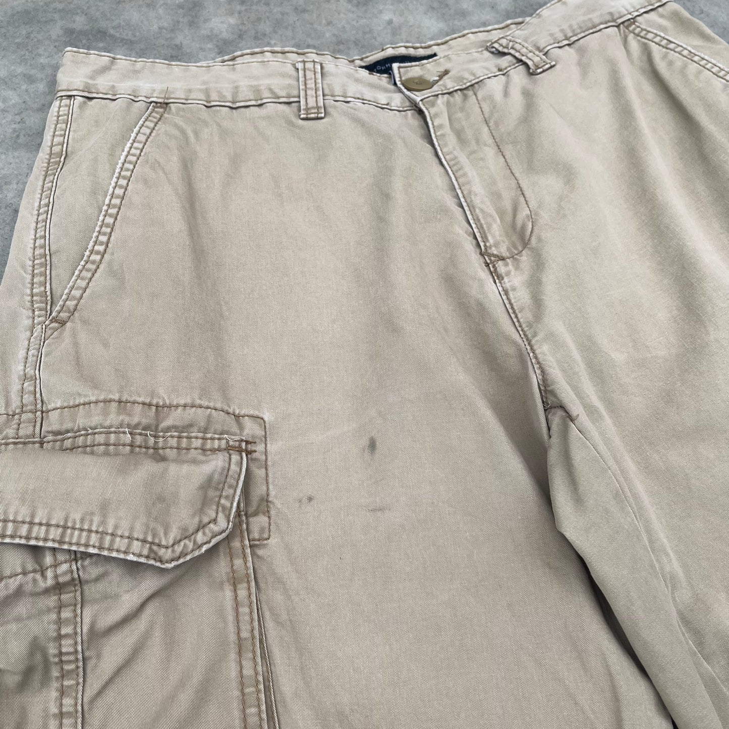 Tommy Hilfiger Beige Cargo Shorts W32