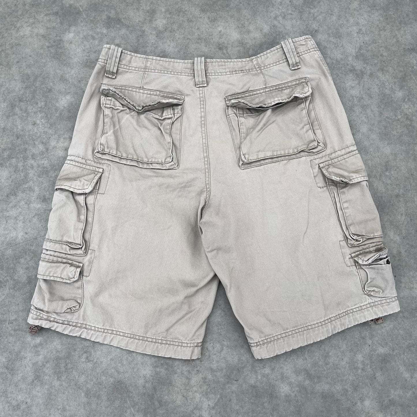 Lee Dungarees Beige Cargo Shorts W32