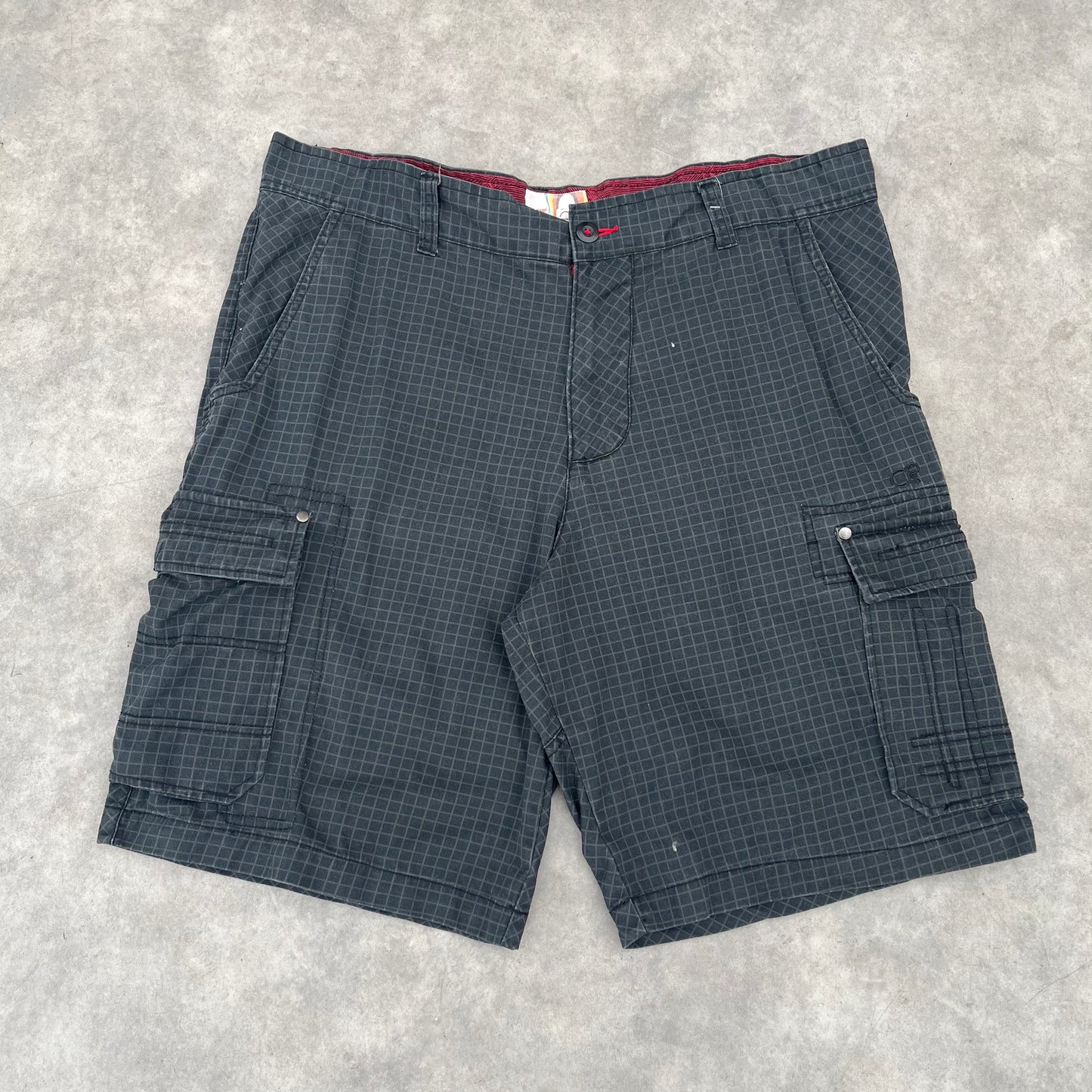 Ocean Pacific Black Check Cargo Shorts W42