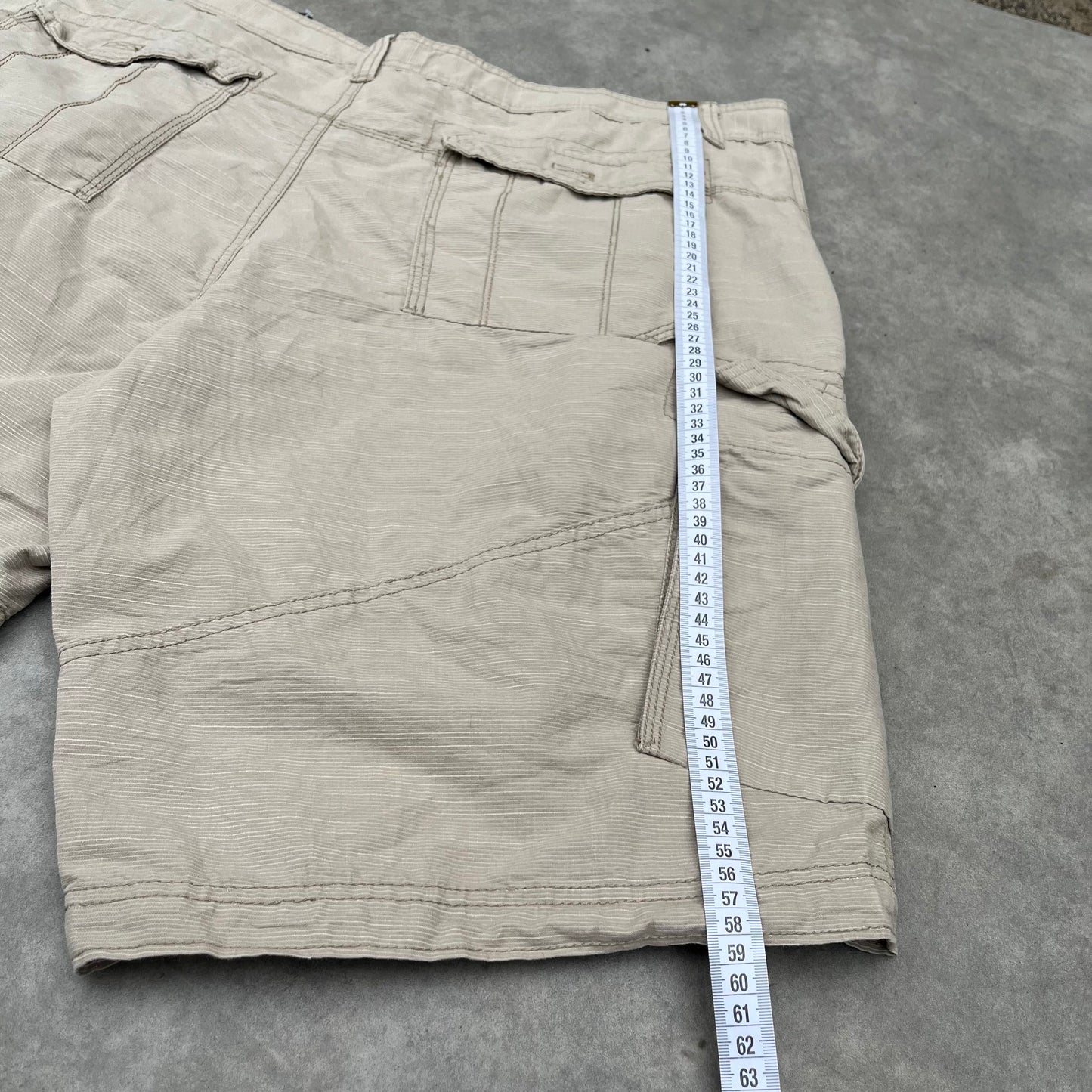 Faded Glory Beige Cargo Shorts W40