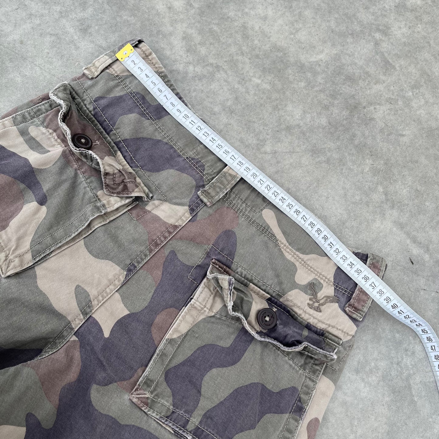 American Eagle Camo Cargo Shorts W28