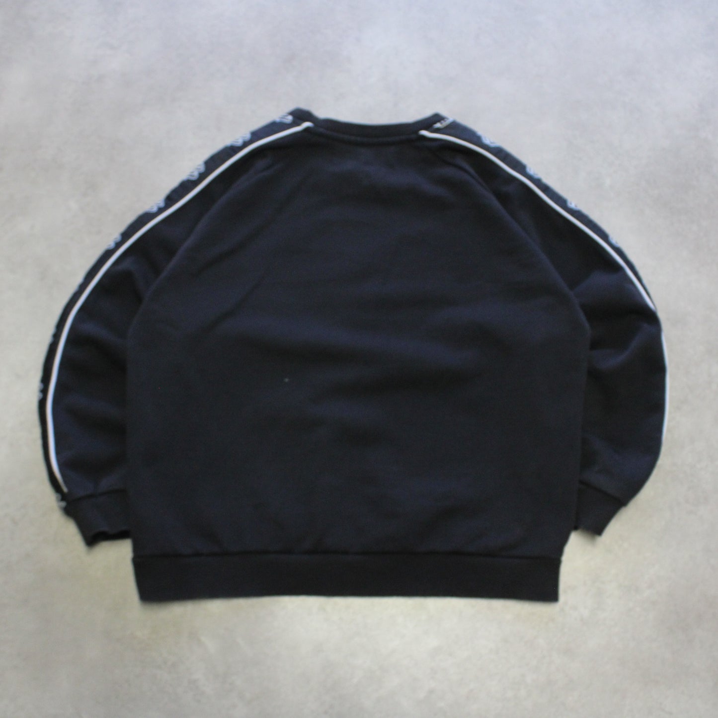 Rocawear Crewneck – Black (Woman-L)