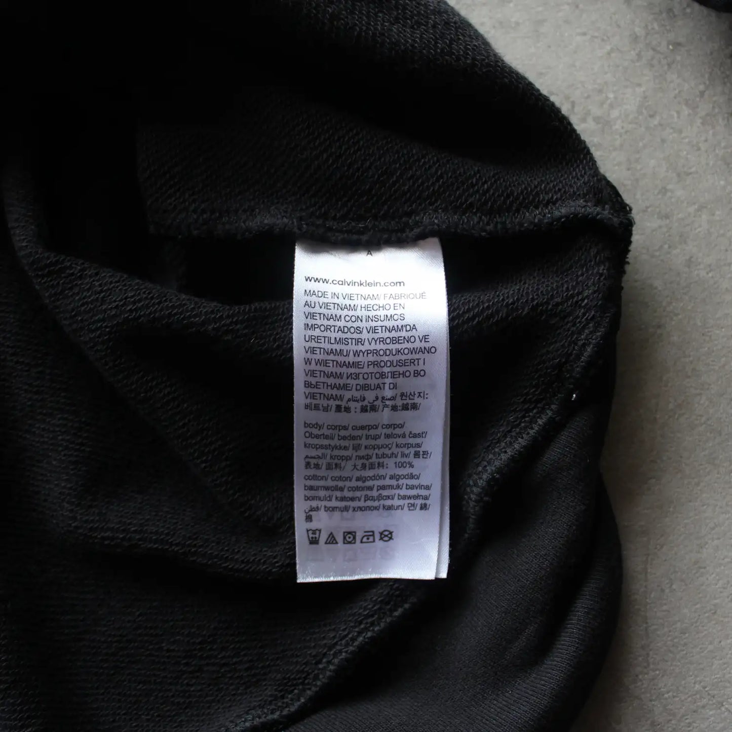 Calvin Klein Oversized Crewneck – Black (Man-M)