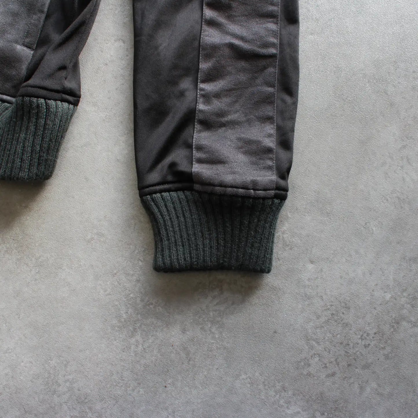 Puma Zip Up Tracksuit – Charcoal (Man-L)