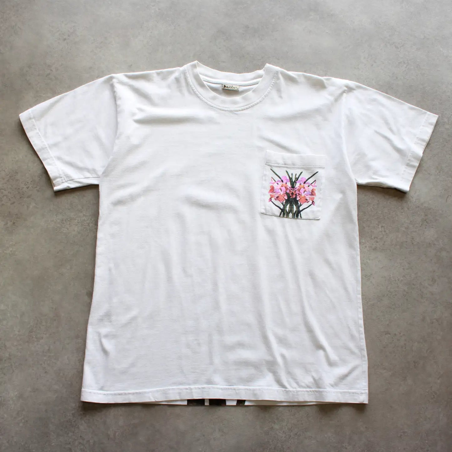 Milo’s Floral Pocket Printed Tee – White (Man-M)