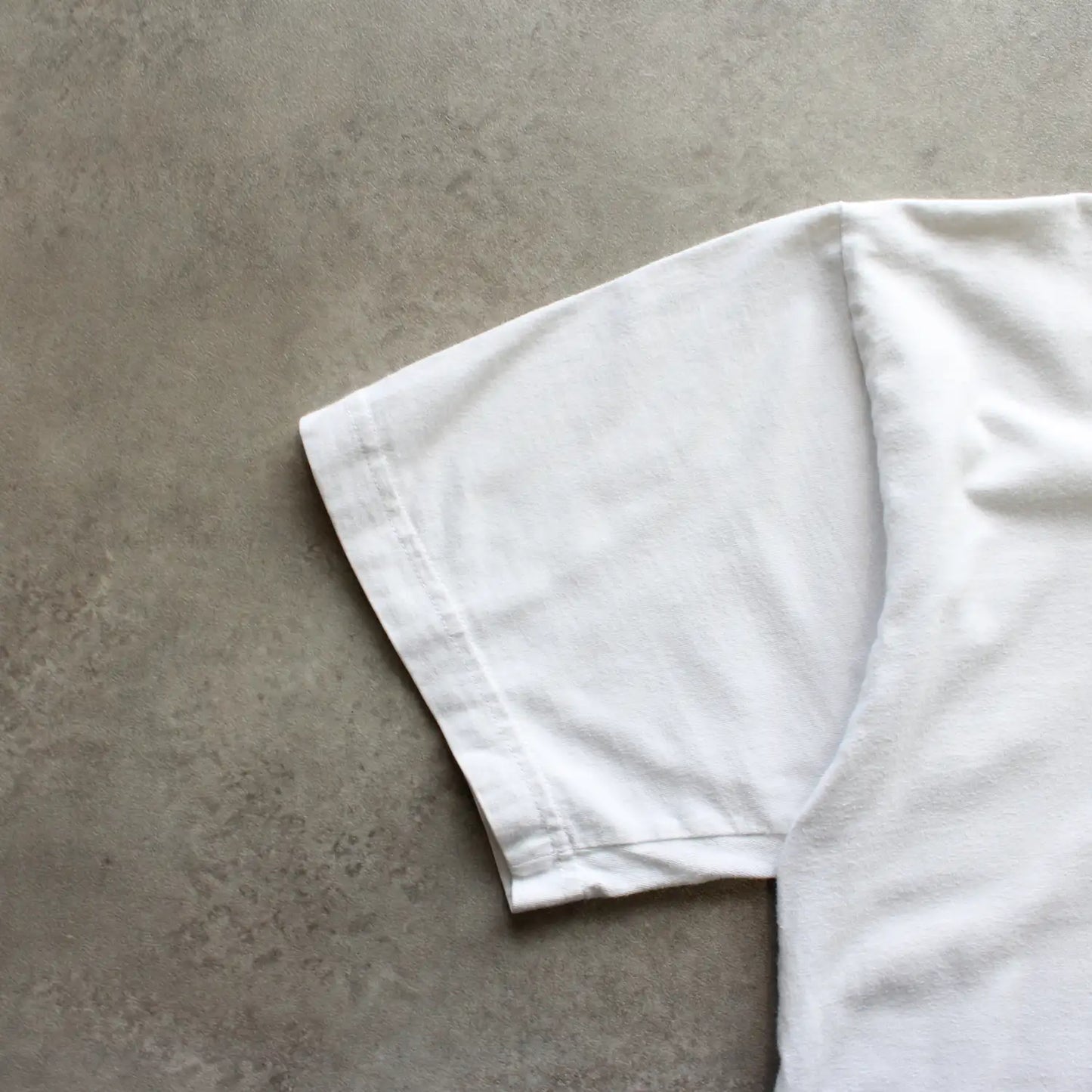 Milo’s Floral Pocket Printed Tee – White (Man-M)