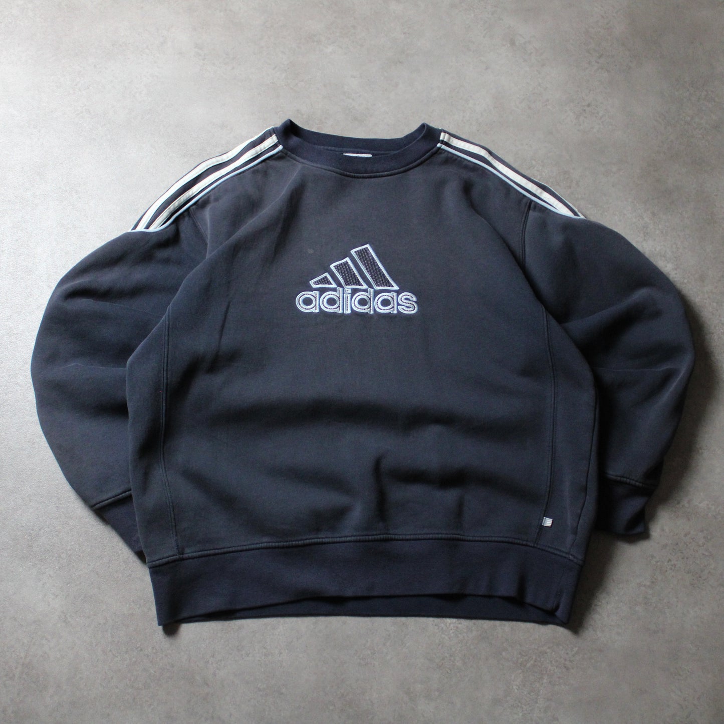 Adidas 00's Big Embrioed Crewneck Sweater (Man-L)