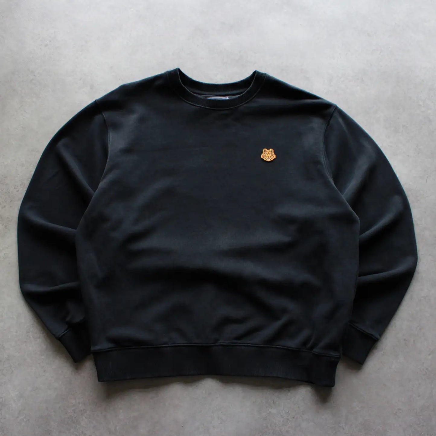 Kenzo Embroidered Patch Crewneck – Black (Man-M)