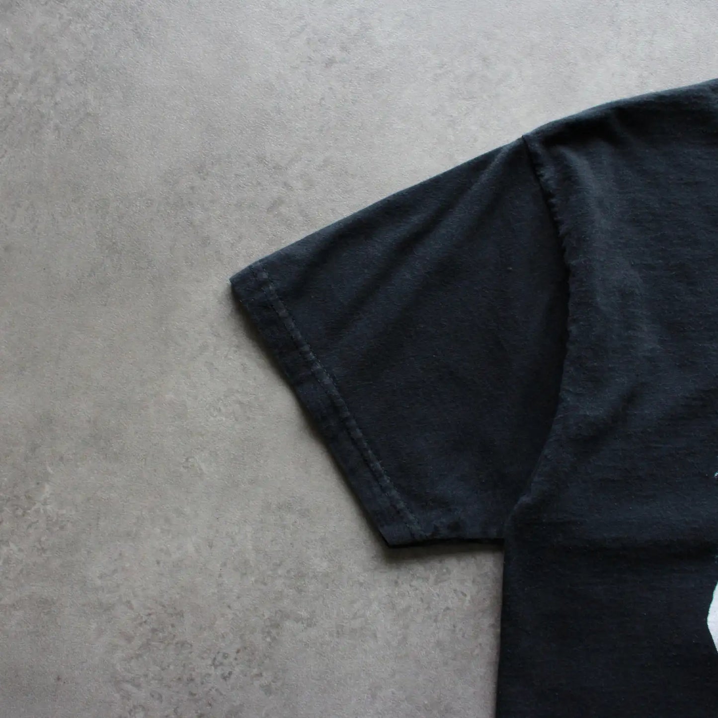 Fruit of the Loom Michael Jackson Printed Tee – Black (Man-M)