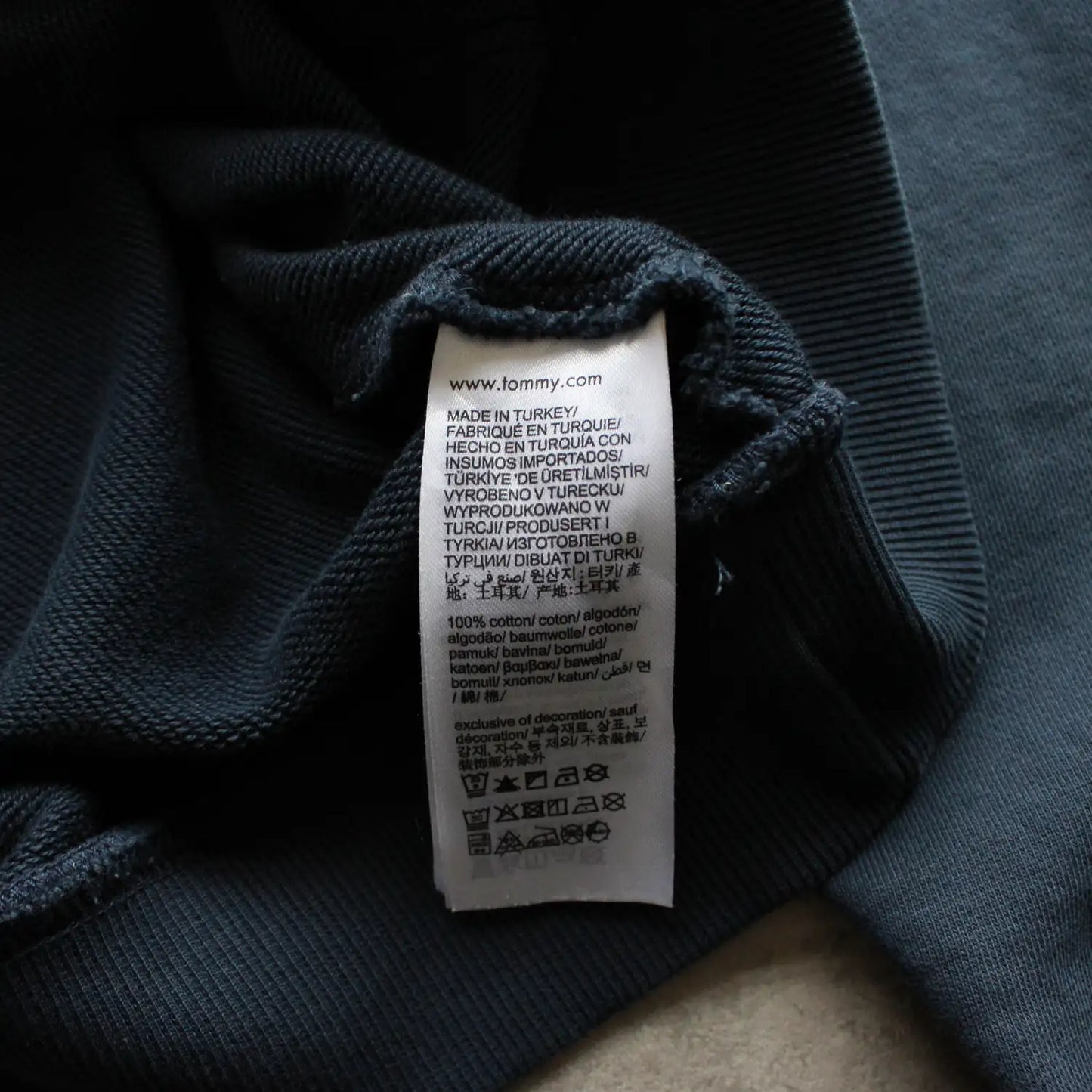 Tommy Jeans Embroidered Patch Hoodie – Navy (Man-L)