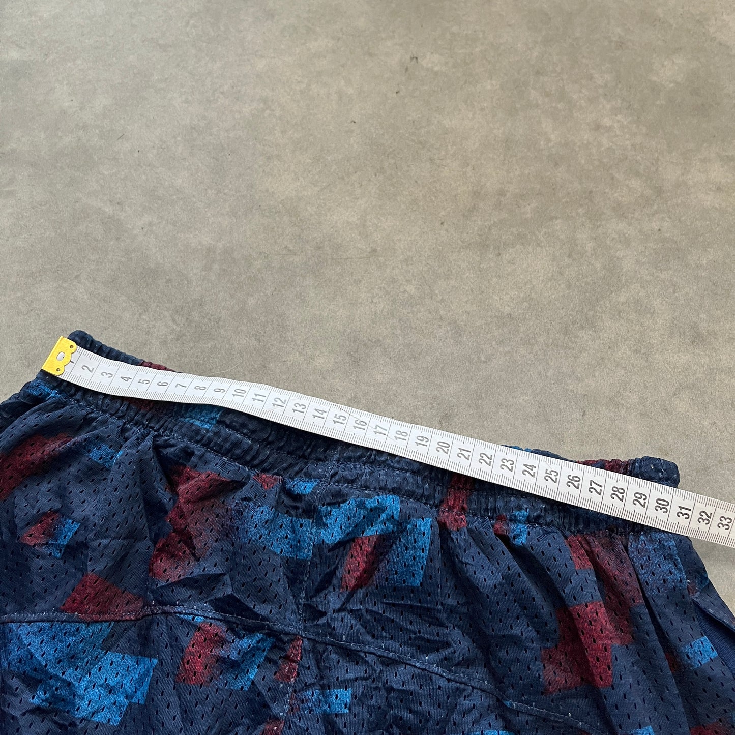 Unbranded Patterned Mesh Shorts M