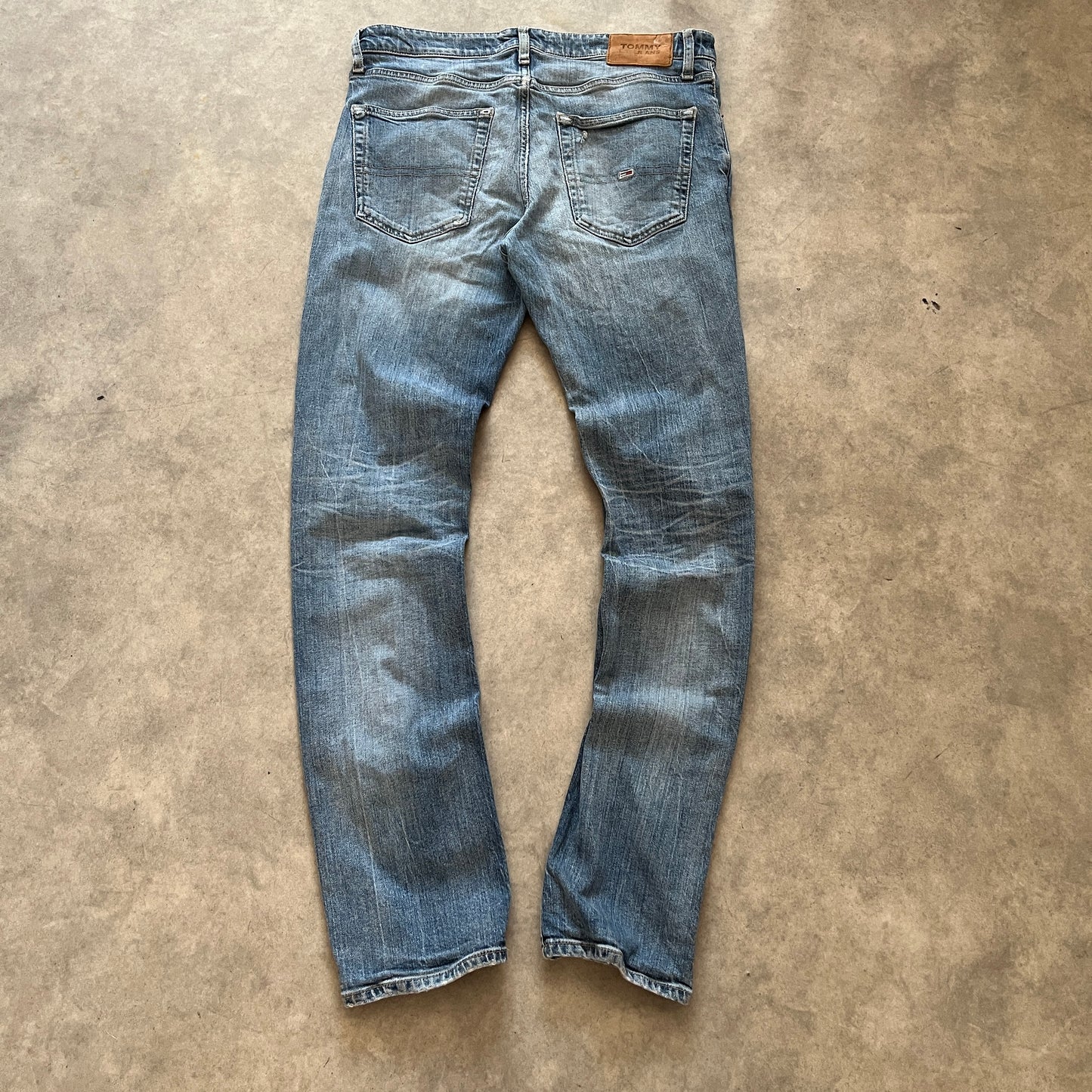 Tommy Jeans Distressed Jeans W34