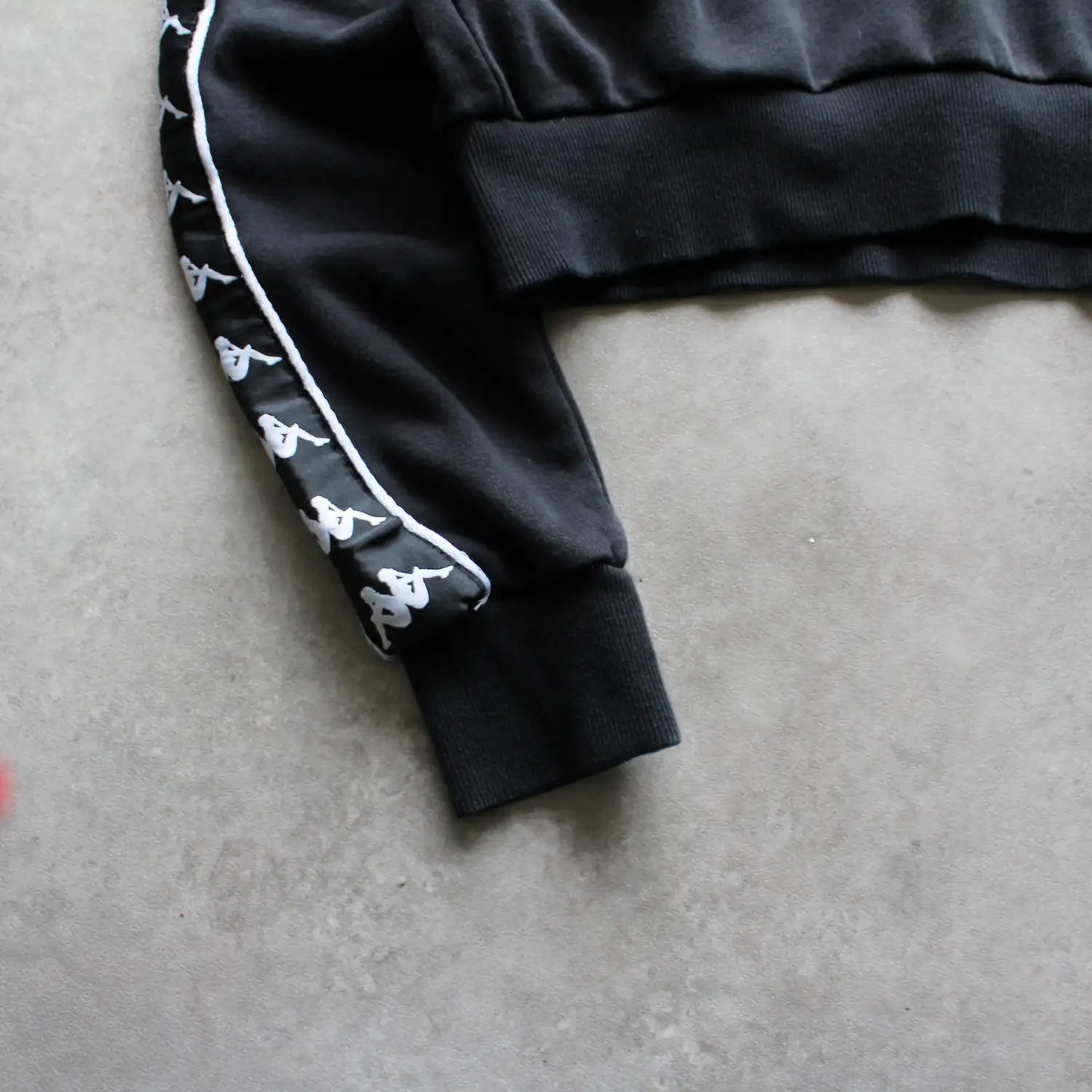 Kappa Cropped Logo Tape Hoodie – Black (Woman-M)