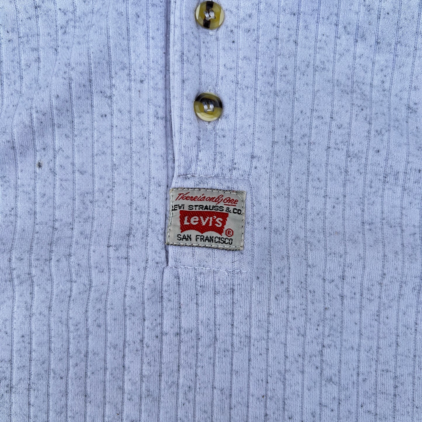 Vintage 90s Levi’s Traditional Gear Ribbed Henley Shirt L