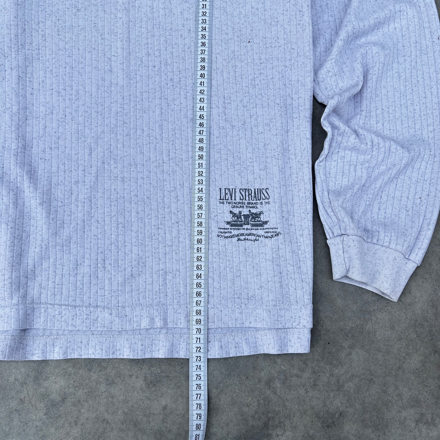 Vintage 90s Levi’s Traditional Gear Ribbed Henley Shirt L