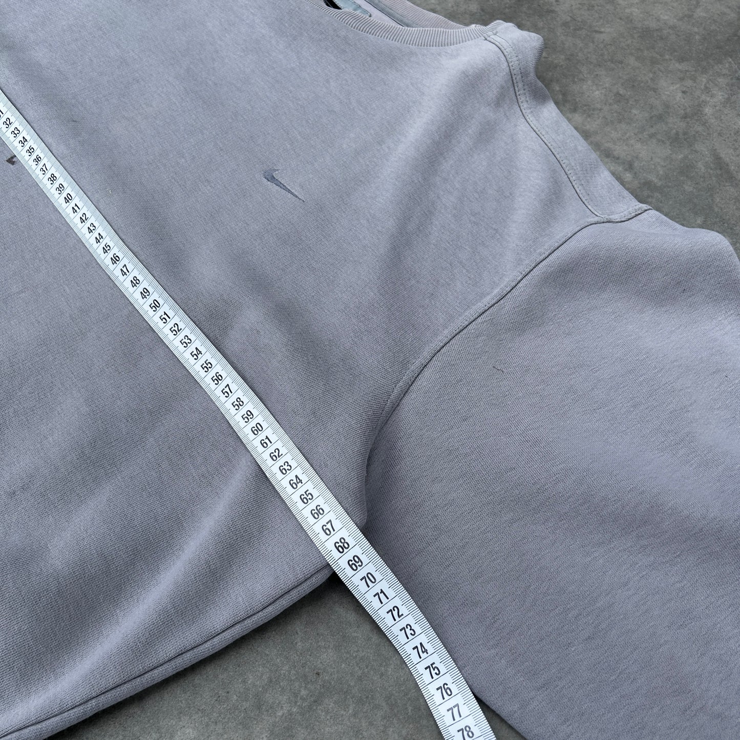 Y2K Nike Mini Swoosh Distressed Crewneck Sweatshirt L