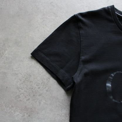 Calvin Klein Monogram Logo Tee – Black (Woman-S)