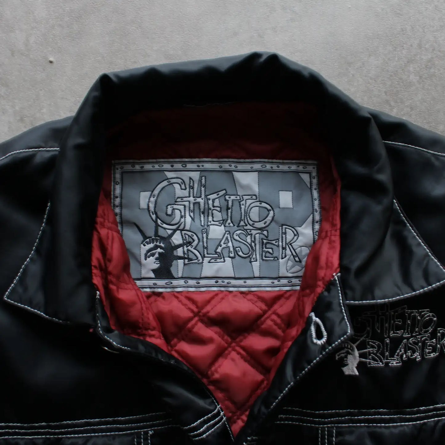 Ghetto Blaster Embroidered Padded Vest – Black/Red (Man-L)