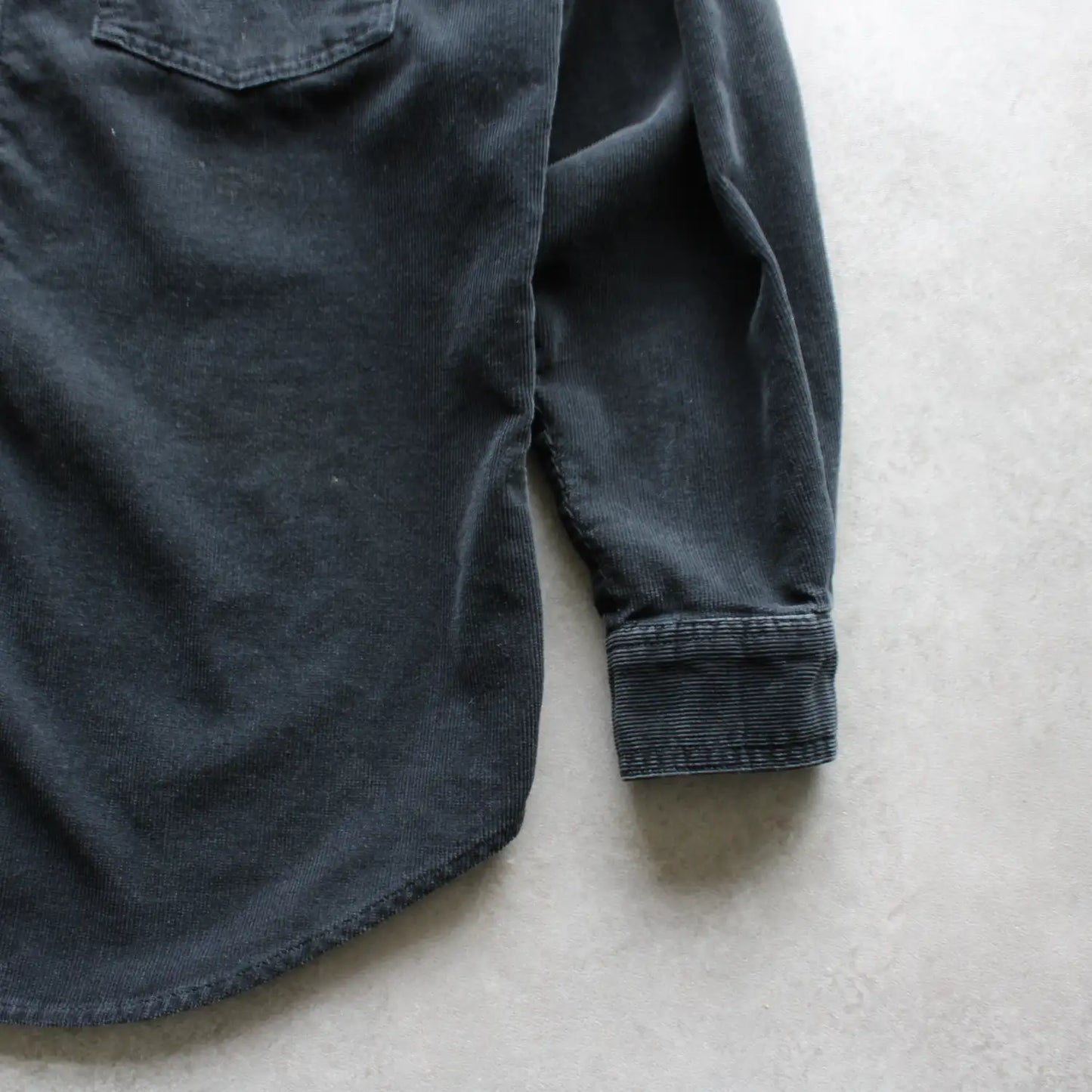 Wrangler Western Corduroy Shirt – Black (Man-M)