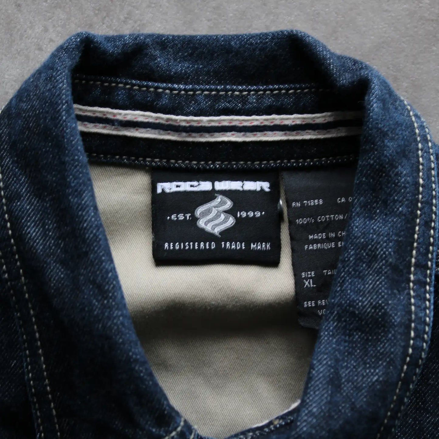 Rocawear Denim Button-Up Jacket – Dark Blue (Man-XL)