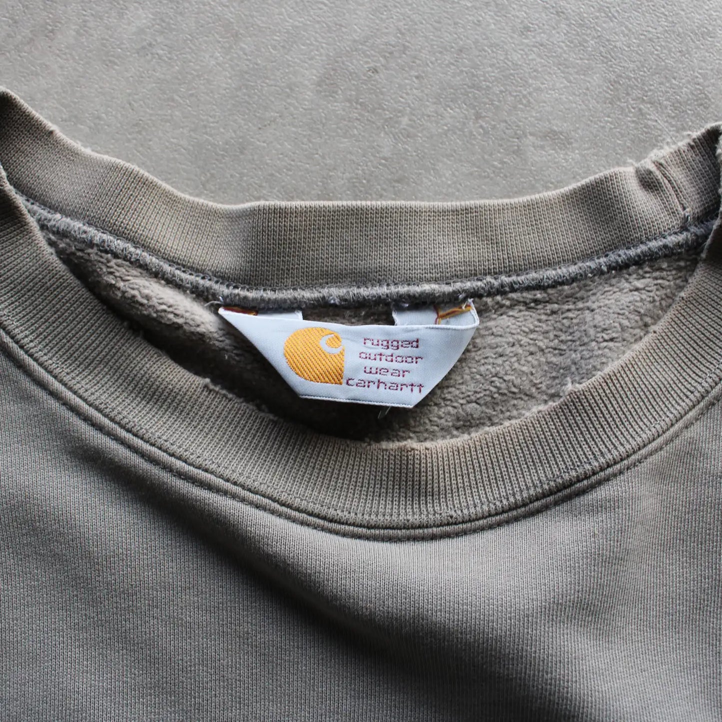 Carhartt Gently Distressed Sweatshirt – Brown (Man-L)