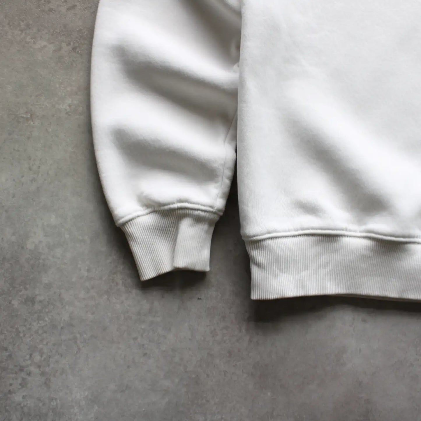 Dickies Mock Neck Sweatshirt – White (Man-XS, Flawed)