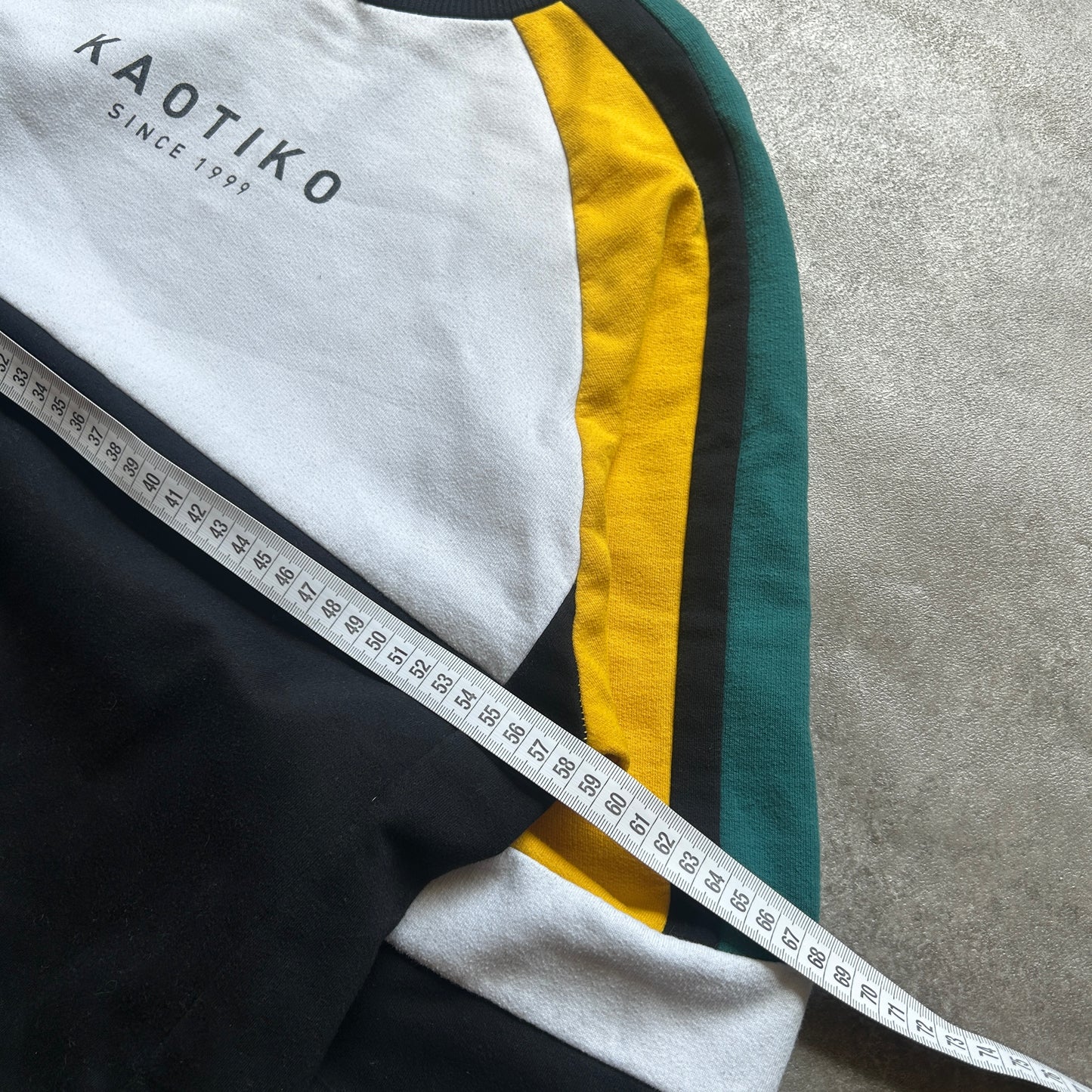 Kaotiko Colorblock Sweatshirt L