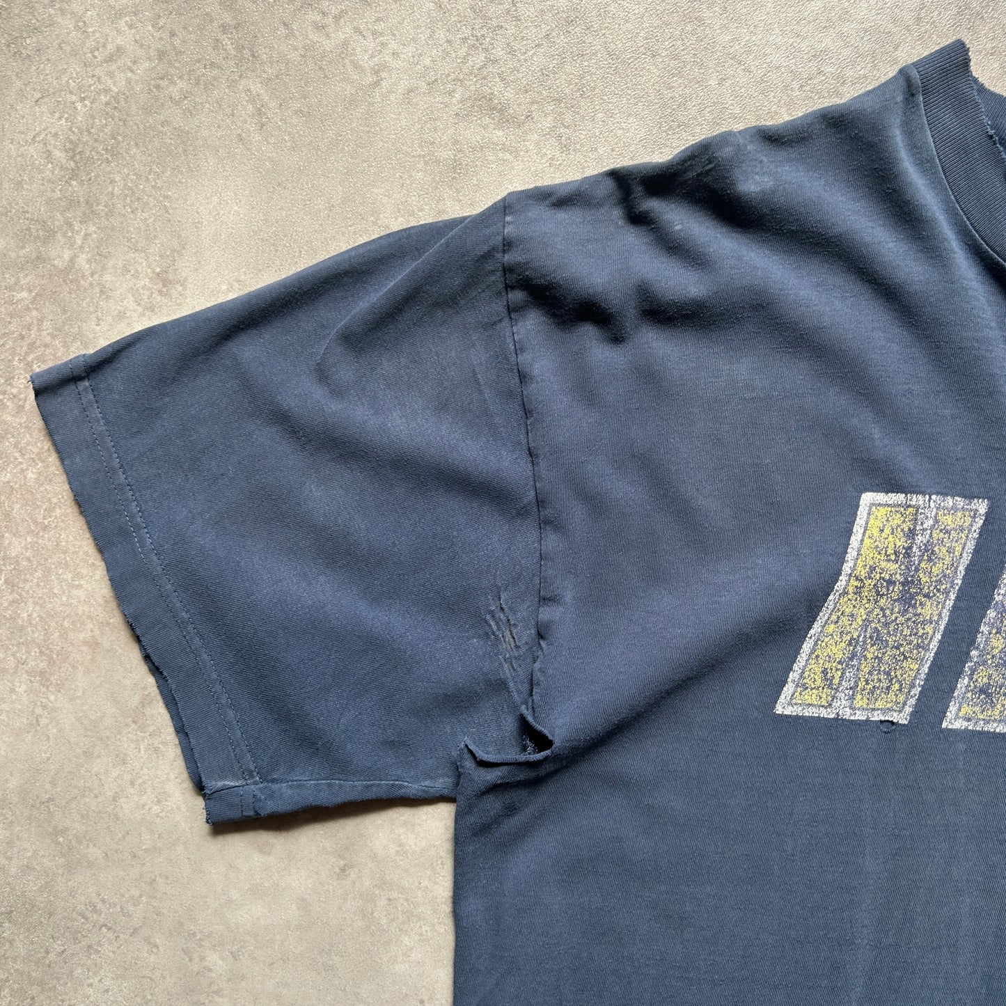 Nike Vintage Distressed Logo T-Shirt L