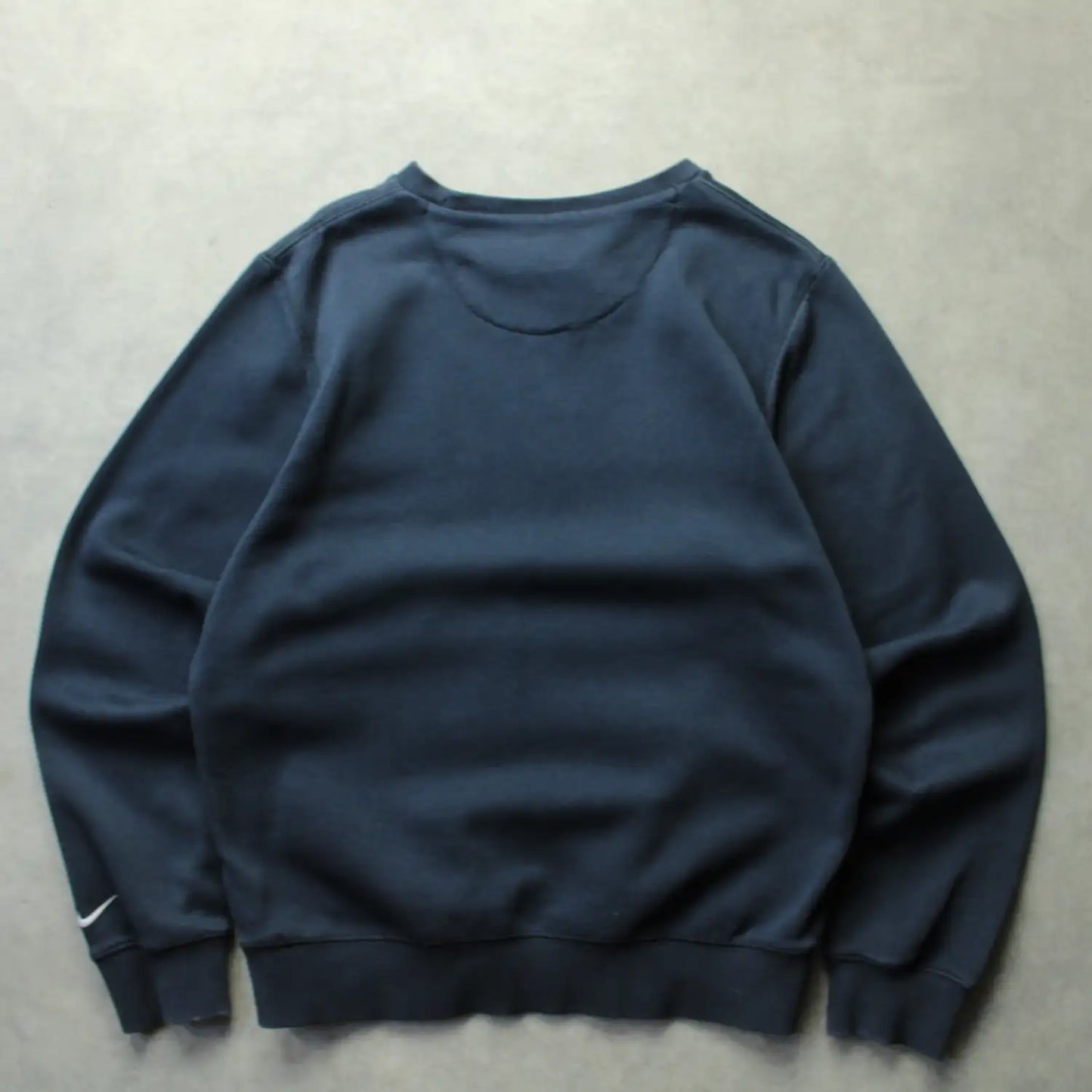 Nike Embroidered Mini Swoosh Crewneck – Navy (Man-S)