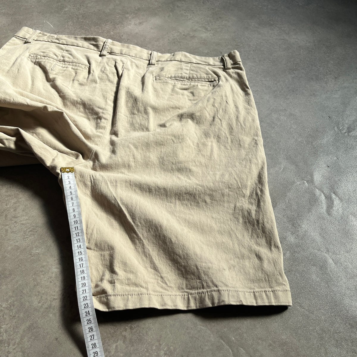 Old Navy Beige Chino Shorts W40