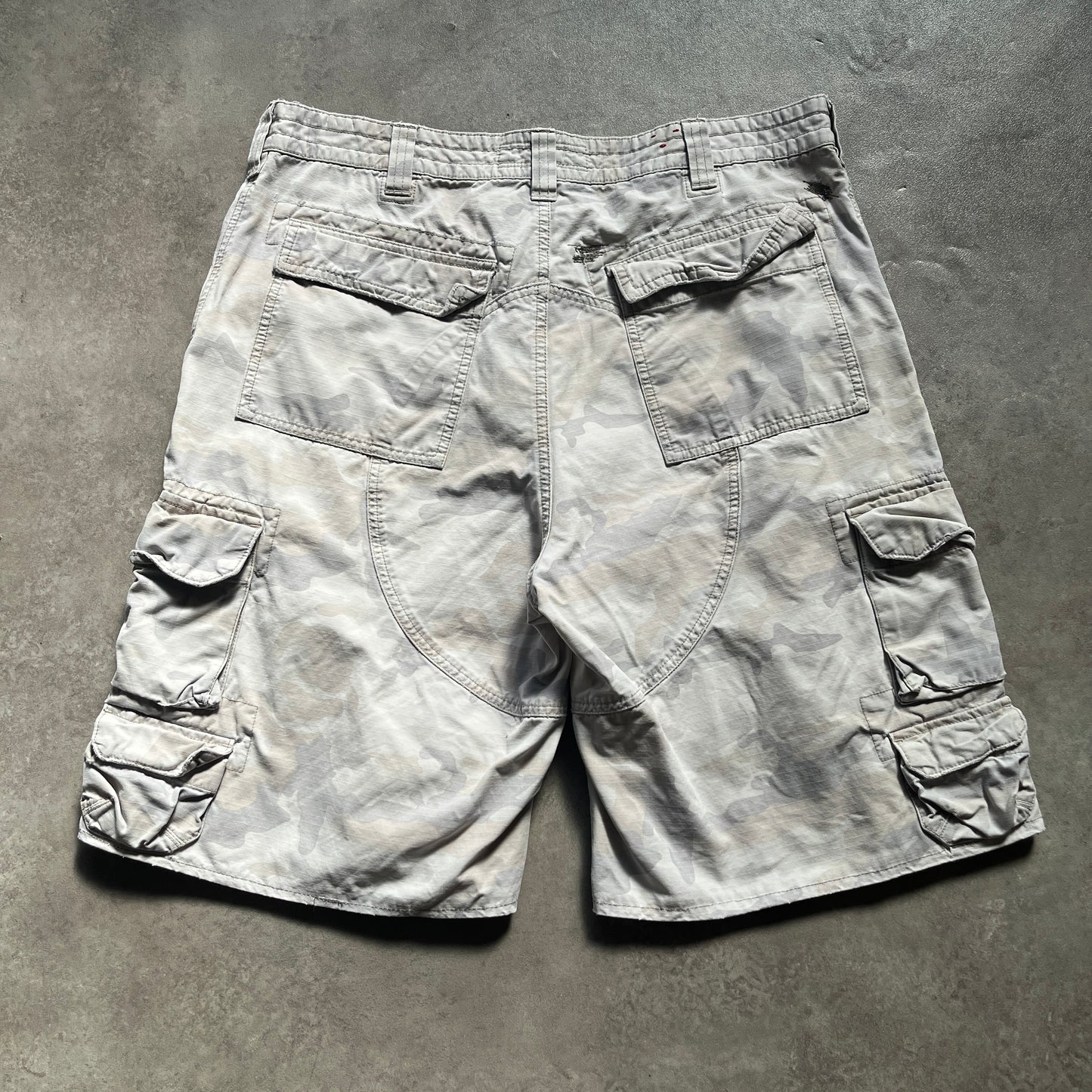 Cargo Supply Grey Camo Cargo Shorts W38
